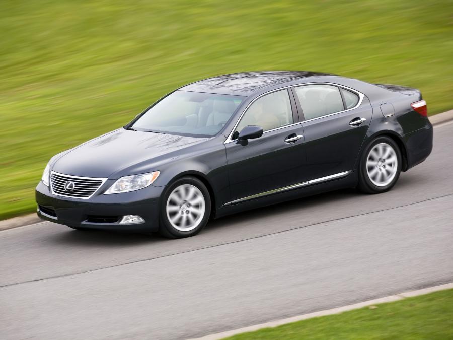  Lexus LS460 2006 года  (фото 14 из 200)